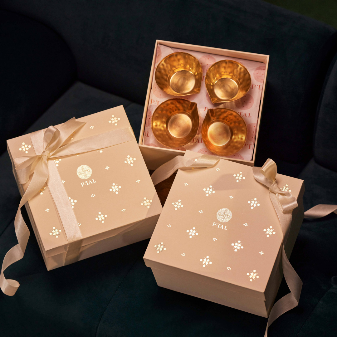 Brass Diya (set of 4 in gift box)