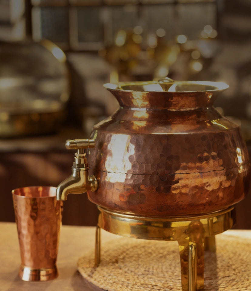 BulkySanta Brass Lotus Kamal Shape Metal Diya | Home Temple Decoration Oil  Lamp Gift Items (Brass & Copper) (Size 3
