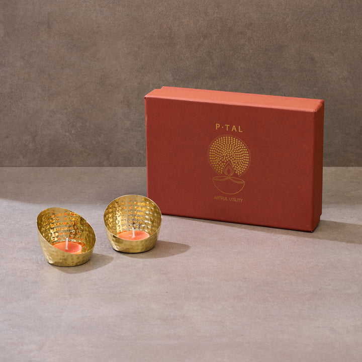 Set of 2 Tea light Holders in a Gift box (With 2 Tea Lights)