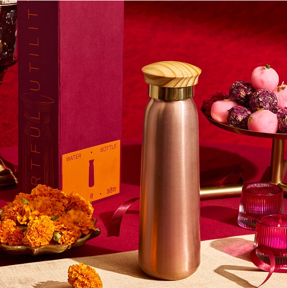 Ultimate Drinkware Gift Set: Copper Bottle and Copper Moscow Mule Mugs